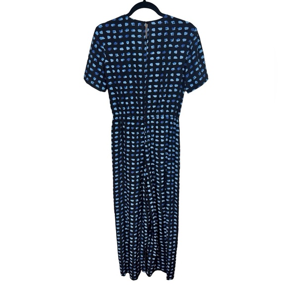 Amour Vert Fantasia Washable Silk Twisted Wide Leg Jumpsuit in Squared Up - Picture 9 of 11